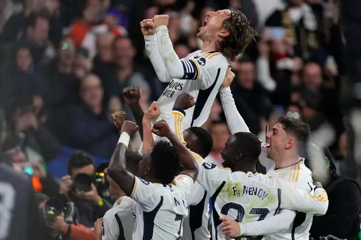 Kết quả bóng đá La Liga: Luka Modric đi vào lịch sử La Liga khi lập siêu phẩm giúp Real Madrid chiến thắng